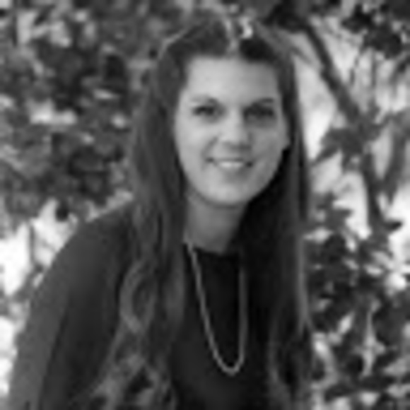 Meet your Posher, Cindi - Picture 1 of 1